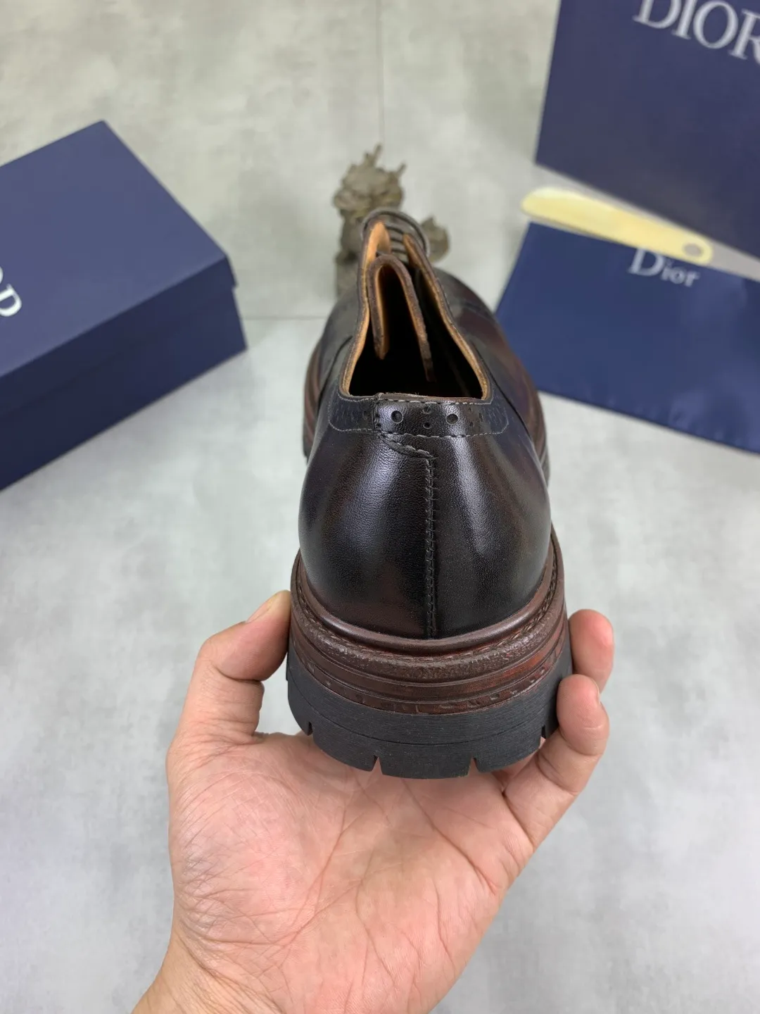 Men's shoes P520 💰【New style】Water-dyed cow lining Original order quality Dior —🆘.Dior Original order purchase, high-end leather shoes, fabric: Made of Italian imported color rubbed wrinkled cowhide➕Water-dyed cow lining/cowhide lining➕Specially available original combination outsole, fine workmanship, real shot🎬Size: 38-45 (with full set of packaging) Color: 3️⃣ colors available